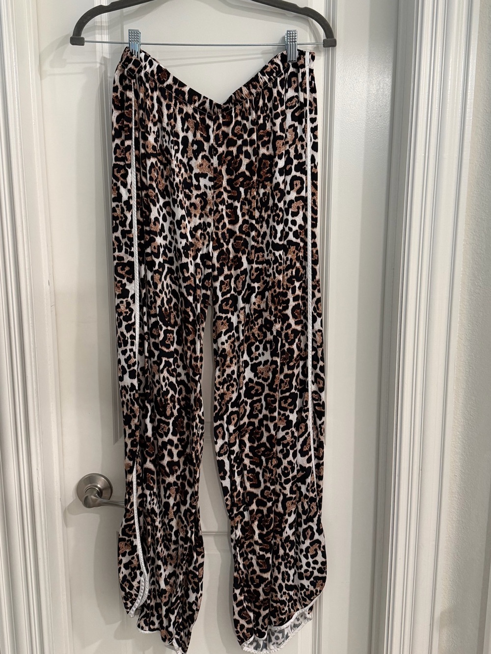Satin leopard pants